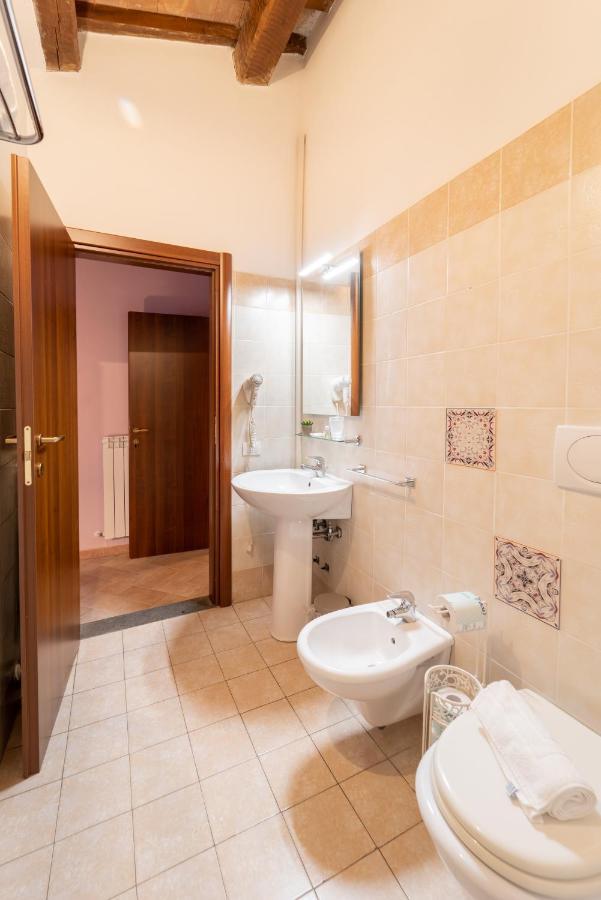 Albergo La Loggia Di San Martino Gualdo Tadino Ngoại thất bức ảnh