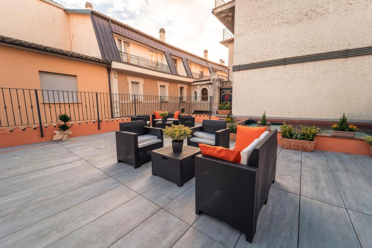 Albergo La Loggia Di San Martino Gualdo Tadino Ngoại thất bức ảnh