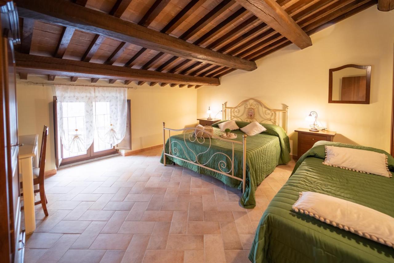 Albergo La Loggia Di San Martino Gualdo Tadino Ngoại thất bức ảnh