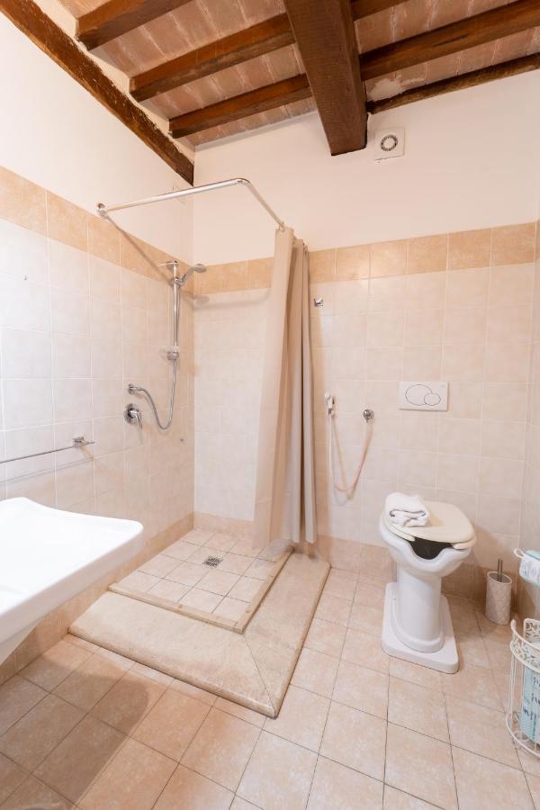 Albergo La Loggia Di San Martino Gualdo Tadino Ngoại thất bức ảnh