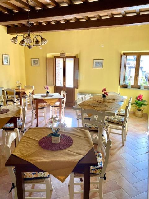 Albergo La Loggia Di San Martino Gualdo Tadino Ngoại thất bức ảnh