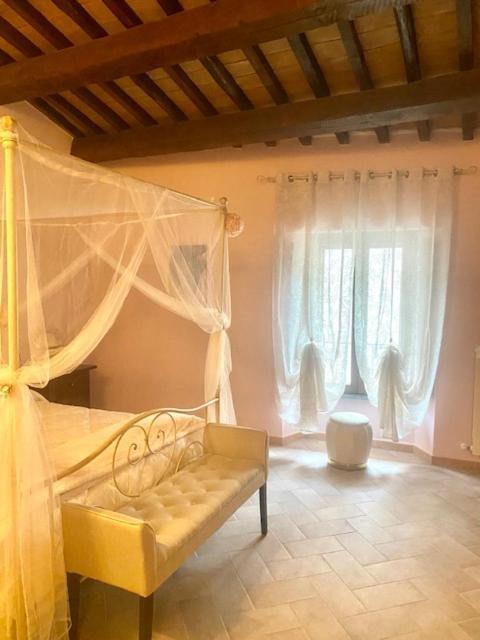 Albergo La Loggia Di San Martino Gualdo Tadino Ngoại thất bức ảnh